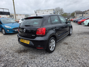 2016 Volkswagen Polo 1.0 Bluemotion Tech Match in Black — image 6