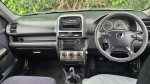 2003 Honda Cr-V 2.0 I-Vtec Se in Silver — image 5