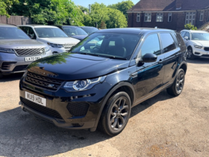 2019 Land Rover Discovery Sport Td4 Landmark in Black — image 2