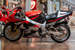 2002 Suzuki Gsx-R1000 *k1 Stunning Low Mileage Example!* in Multicolour — image 3