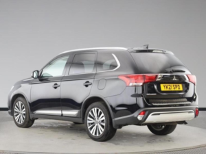 2021 Mitsubishi Outlander 2.0 Mivec Design CVT 4WD Euro 6 (s/s) 5dr in Black — image 6