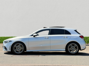 2020 Mercedes-Benz A-Class 1.5 A180d Amg Line (premium Plus 2) Hatchback 5dr Diesel 7g-Dct Euro 6 (s/s) (116 Ps) in Silver — image 4