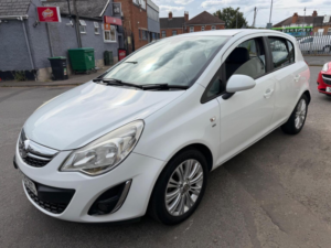 2013 Vauxhall Corsa 1.2i Ecoflex 16v Se Euro 5 (s/s) 5dr in White — image 5