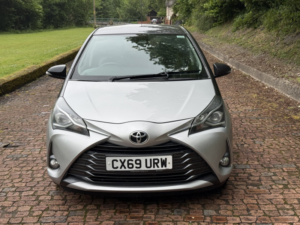 2019 Toyota Yaris 1.5 Vvt-I Y20 in Silver — image 3