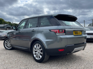 2017 Land Rover Range Rover Sport 3.0 Sd V6 Hse in Grey — image 4