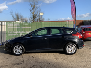 2014 Ford Focus 1.6 Tdci Econetic Titanium Navigator in Black — image 5