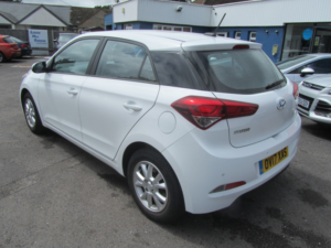 2017 Hyundai I20 1.2 I20 Se 1.2 84ps My16 in White — image 6