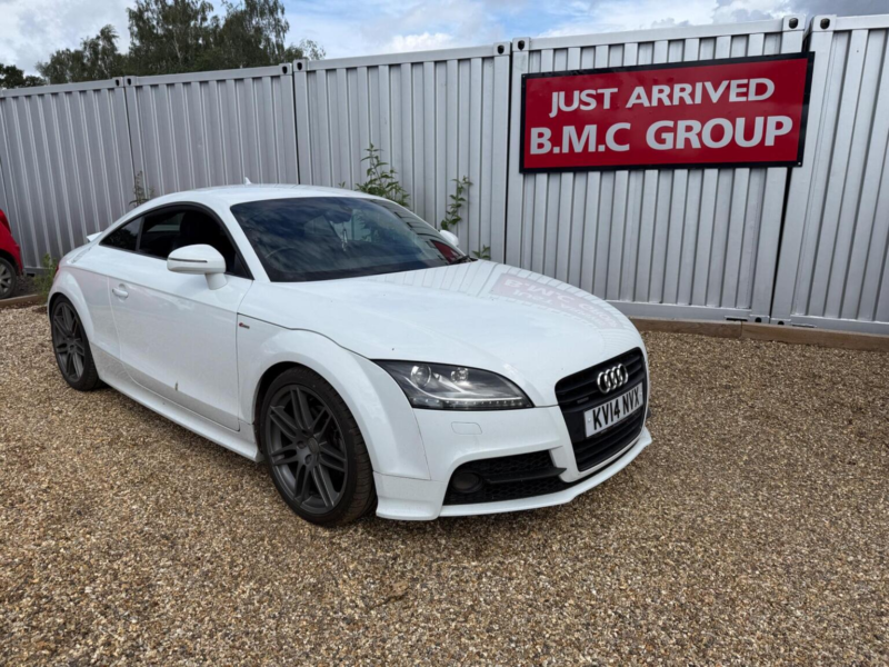 2014 Audi Tt 2.0 Tfsi Black Edition S Tronic Quattro Euro 5 (s/s) 3dr in White — image 1
