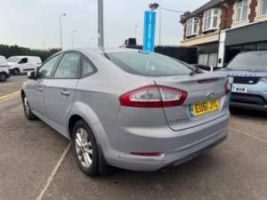 2011 Ford Mondeo 2.0 Tdci Zetec Euro 5 5dr in Other — image 3
