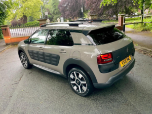 2016 Citroen C4 Cactus 1.6 Bluehdi Flair Euro 6 5dr in Grey — image 3