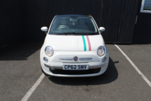 2013 Fiat 500 1.2 Lounge in White — image 2