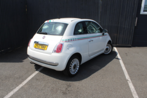 2013 Fiat 500 1.2 Lounge in White — image 6