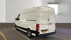 2019 Volkswagen Crafter 2.0 Tdi Cr35 Startline Fwd Mwb High Roof Euro 6 (s/s) 5dr in White — image 3