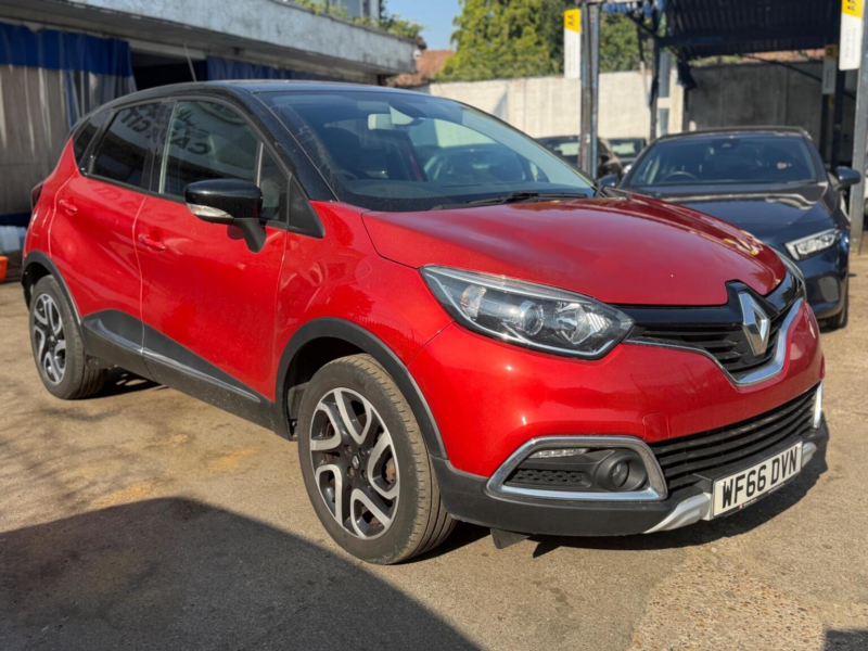 2016 Renault Captur 1.2 Tce Energy Signature Nav Auto Euro 6 (s/s) 5dr in Red — image 1