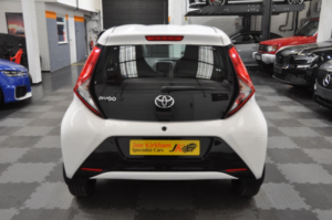 2021 Toyota Aygo 1.0 Vvt-I X-Play Euro 6 (s/s) 5dr in White — image 6