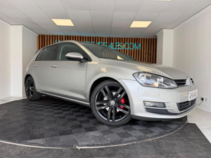 2016 Volkswagen Golf 1.4 Tsi Bluemotion Tech Act Gt Edition DSG Euro 6 (s/s) 5dr in Silver — image 2