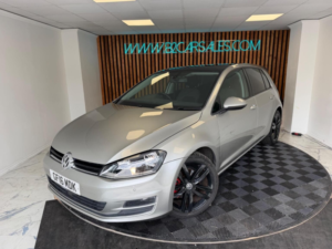 2016 Volkswagen Golf 1.4 Tsi Bluemotion Tech Act Gt Edition DSG Euro 6 (s/s) 5dr in Silver — image 4