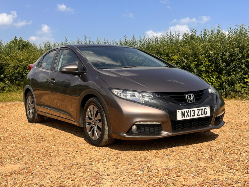 2013 Honda Civic 1.6 I-Dtec Es Euro 5 (s/s) 5dr in Brown — image 1