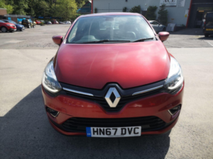 2017 Renault Clio 1.5 Dynamique S Nav Dci 90 in Red — image 5