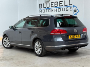 2013 Volkswagen Passat 2.0 Tdi Bluemotion Tech Highline Euro 5 (s/s) 5dr in Grey — image 4