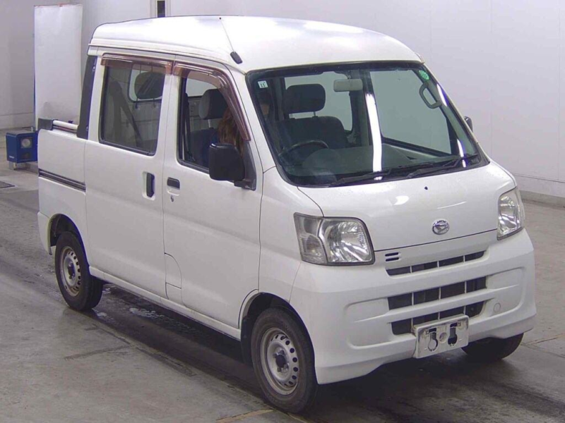 2010 Daihatsu Hijet Cargo 4d Deck Van in White — image 1