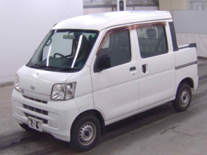 2010 Daihatsu Hijet Cargo 4d Deck Van in White — image 3