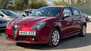 2010 Alfa Romeo Giulietta 1.4 Tb Multiair Veloce Euro 5 (s/s) 5dr in Red — image 3