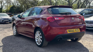 2010 Alfa Romeo Giulietta 1.4 Tb Multiair Veloce Euro 5 (s/s) 5dr in Red — image 5