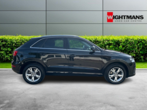 2016 Audi Q3 1.4 Tfsi Cod Sport in Black — image 2