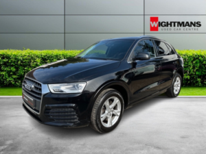 2016 Audi Q3 1.4 Tfsi Cod Sport in Black — image 3