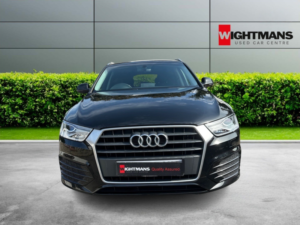 2016 Audi Q3 1.4 Tfsi Cod Sport in Black — image 4