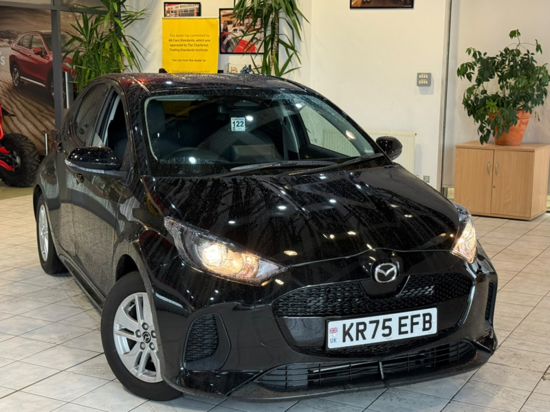2025 Mazda Mazda2 Hybrid 1.5 H Centre-Line in Black — image 1