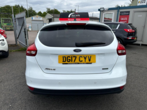 2017 Ford Focus 1.0t Ecoboost Zetec Edition Euro 6 (s/s) 5dr in White — image 6