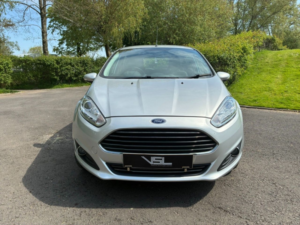 2016 Ford Fiesta 1.25 Zetec Hatchback 5dr Petrol Manual Euro 6 (82 Ps) in Silver — image 5