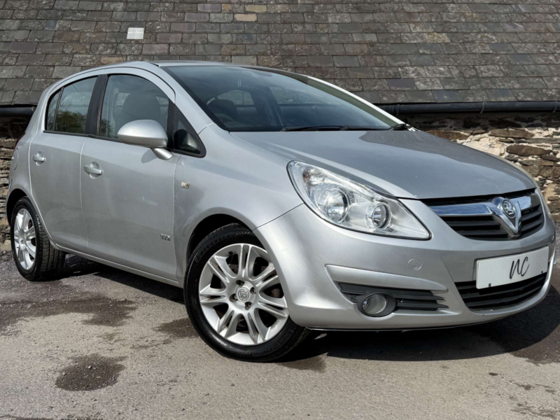 2008 Vauxhall Corsa 1.2 Corsa Design 5dr in Silver — image 1