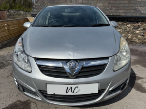 2008 Vauxhall Corsa 1.2 Corsa Design 5dr in Silver — image 5