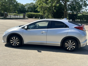 2014 Honda Civic 1.6 I-Dtec Sr in Silver — image 5