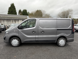 2018 Vauxhall Vivaro 1.6 Cdti 2700 Biturbo Ecotec Sportive in Grey — image 5