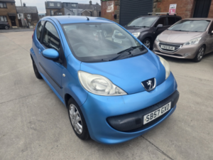 2008 Peugeot 107 1.0 12v Urban in Blue — image 3