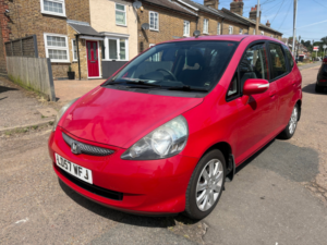 2007 Honda Jazz 1.4 I-Dsi Se Hatchback 5dr Petrol CVT-7 (139 G/km, 82 Bhp) in Red — image 3
