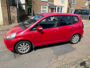 2007 Honda Jazz 1.4 I-Dsi Se Hatchback 5dr Petrol CVT-7 (139 G/km, 82 Bhp) in Red — image 4