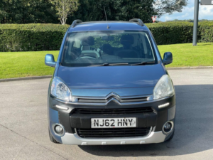 2012 Citroen Berlingo 1.6 E-Hdi Airdream Xtr Multispace MPV Egs6 Euro 5 (s/s) 5dr in Blue — image 2