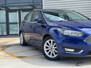 2015 Ford Focus 1.6 Tdci Titanium Euro 5 (s/s) 5dr in Blue — image 3