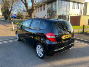 2014 Honda Jazz 1.4 I-Vtec Es Plus Euro 5 5dr in Black — image 4