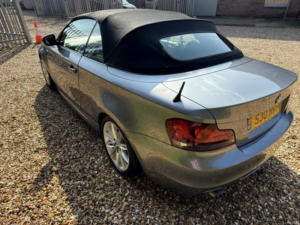 2010 BMW 1 Series 2.0 118d M Sport in Grey — image 5