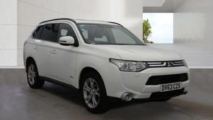 2013 Mitsubishi Outlander 2.2 Di-D Gx4 in White — image 3