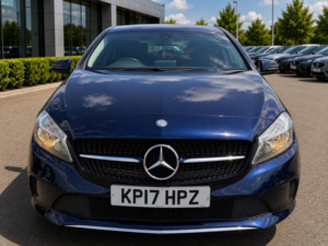 2017 Mercedes-Benz A Class 1.6 A180 Se 7g-Dct Euro 6 (s/s) 5dr in Blue — image 2