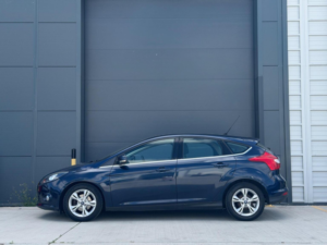 2013 Ford Focus 1.6 Tdci Econetic Zetec Euro 5 (s/s) 5dr in Blue — image 4