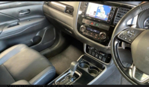 2018 Mitsubishi Outlander 2.2 Di-D 4 Auto 4WD Euro 6 5dr in Grey — image 2