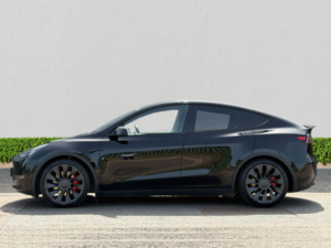 2024 Tesla Model Y (dual Motor) Performance SUV 5dr Electric Auto 4wde (426 Bhp) in Black — image 4